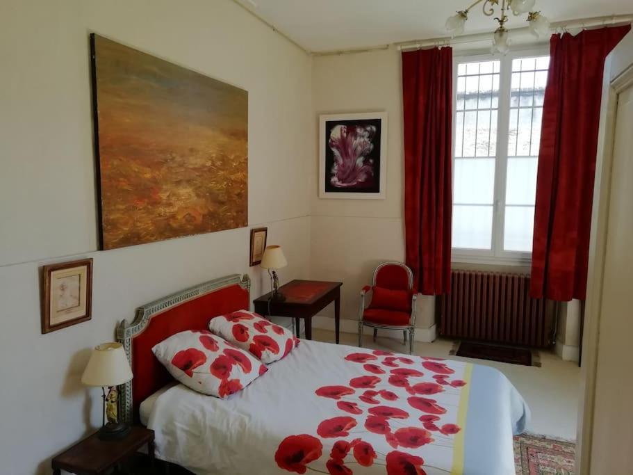 Ancien Presbytere Au Coeur Du Village Mauvezin  Ngoại thất bức ảnh