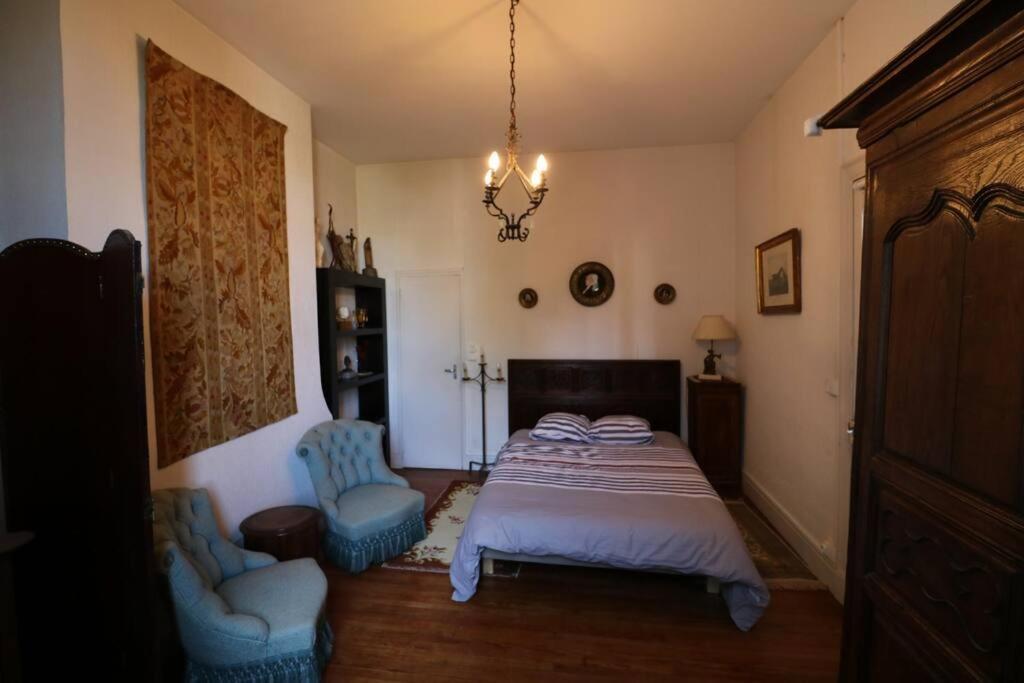 Ancien Presbytere Au Coeur Du Village Mauvezin  Ngoại thất bức ảnh